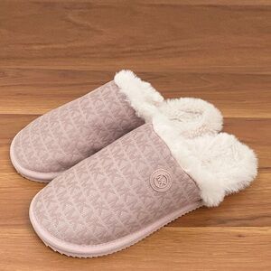 MICHAEL Michael Kors Janis Slipper Jacquard Print Soft Pink Fur Slippers 8/9?